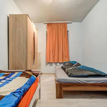 Peaceful Apartment In Aurach With Terrace Apartament Aurach